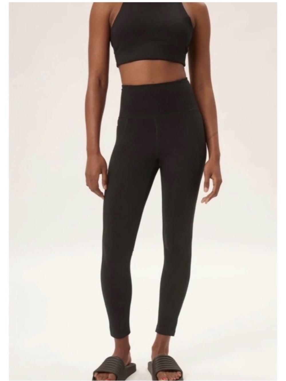 2 Pairs of Girlfriend Collective Leggings - Size M in Black - Lot of 2